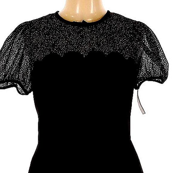 LBD DRESS - Picture 3 of 4